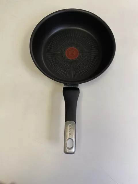 Tefal Unlimited Aluminium Non-Stick Pancake frying Pan 25cm