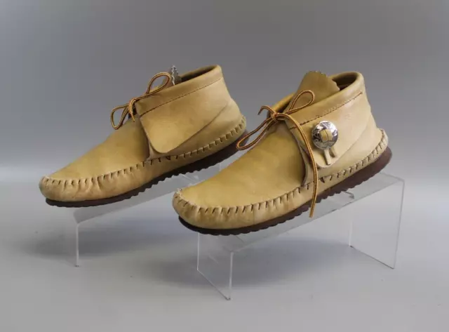Taos Moccasins Tan Leather Shoes Womens Sz 5