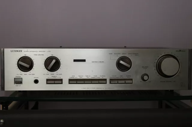 Luxman L-210  Stereo  Integrated Amplifier