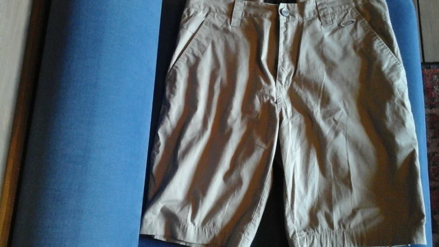 Short oakley homme online