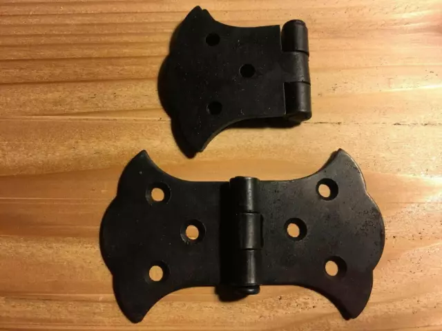 Antique Style Cast Iron Hinge 2