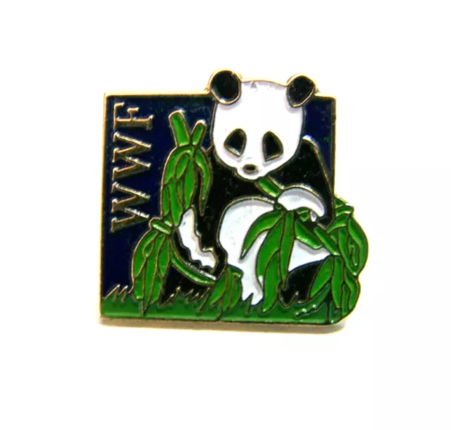 An Older World Wildlife Fund (WWF) GIANT PANDA Enamel Metal Pin Badge