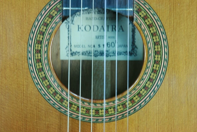 Classical Guitars, Guitars & Basses, Musical Instruments & Gear