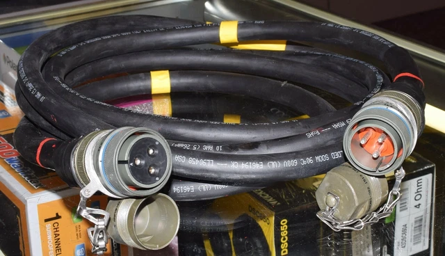 Câble D'Alimentation Générateur Militaire 50FT 100A - Marque Carol Super Vu-Tron - 2 AWG