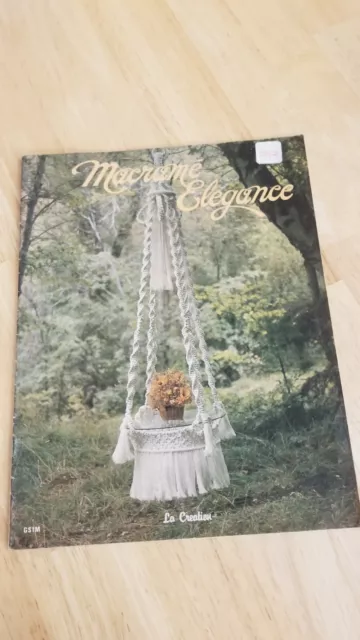Libro de Artesanía MACRAME ELEGANCE SIMMONS/CLEMENT 1976 23 páginas vintage