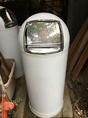 VTG WHITE MIPRO 24 Gallon Industrial Trash Can Swinging Lid 