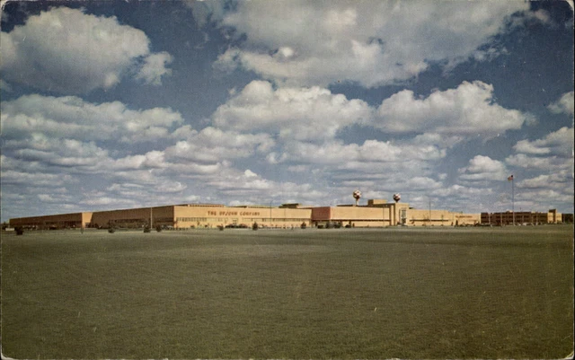 Michigan Kalamazoo Upjohn Company building ~ vintage postcard  sku881