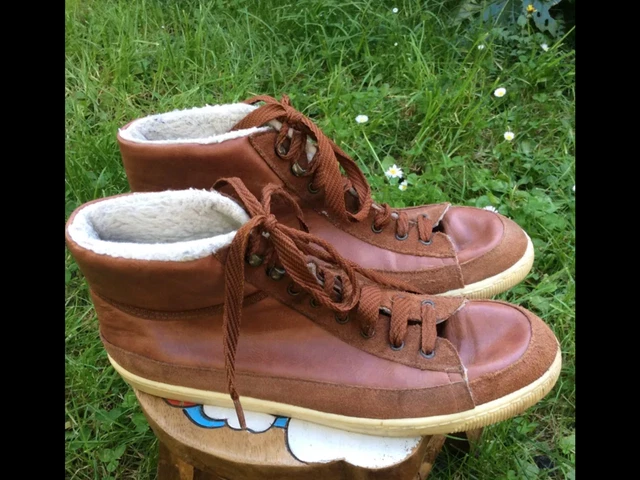 Bottines André cuir camel fourrées .t 41 .( C/GO/V)