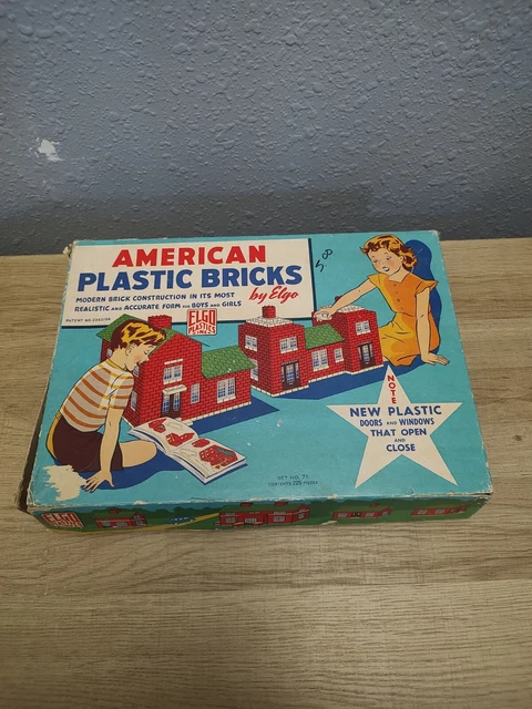 VINTAGE AMERICAN PLASTIC Bricks By Elgo Set No. 71 w/ Building ...