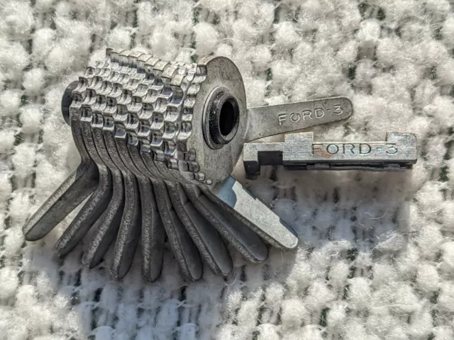 Curtis Clipper Model 15 Key Cutter Set of Cam FORD-3, Carriage FORD-3