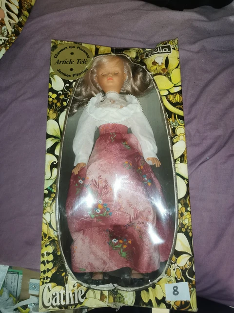 Poupée Cathie bella dans sa boîte • EUR 220,00 - FR