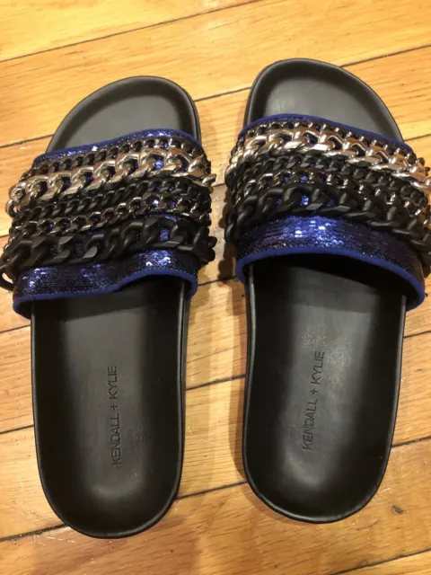 Womens Kendall & Kylie Shiloh Chain Lonk Alide Sandals