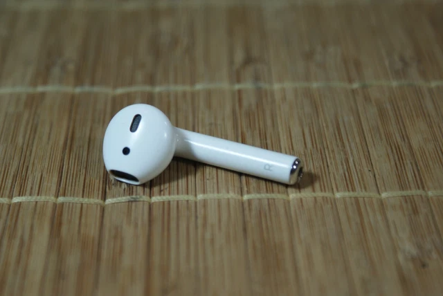 Airpods modelo 2025 a1602 emc 2862