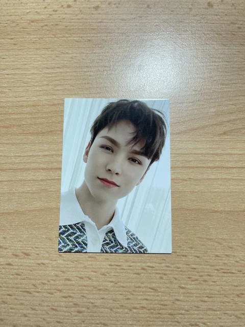 SEVENTEEN JAPAN 2022 Seventeen's Home MD Zip Up Hoodie Vernon