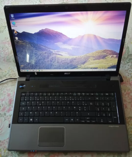 PC Portable Acer Aspire 7745G, Windows 10, prêt à l'emploi