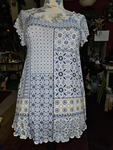 Pretty BNWT Peacocks Blue And White Maternity Top Size 10