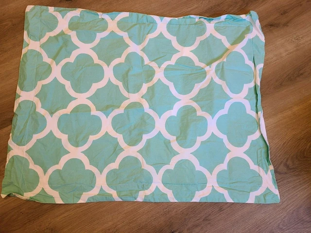 Farsa estándar ""Aqua/White Clover"" Pottery Barn para adolescentes