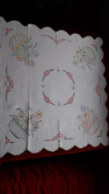 vintage hand embroidered, linen tablecloth 33.5"/85cm square