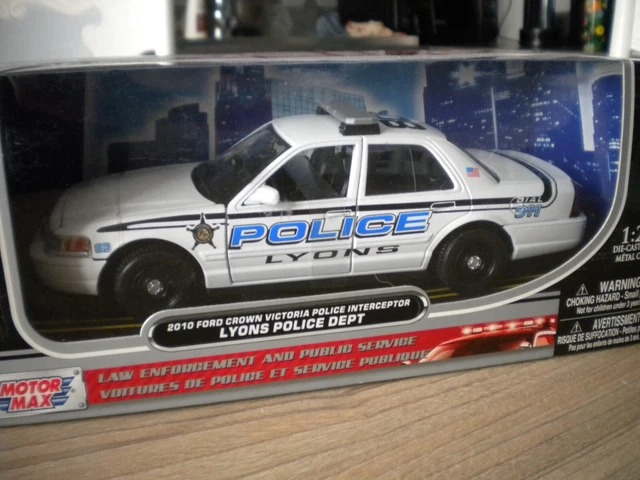 FORD CROWN VICTORIA Motormax 1/24 Interceptor Police Lyons Rare EUR 20