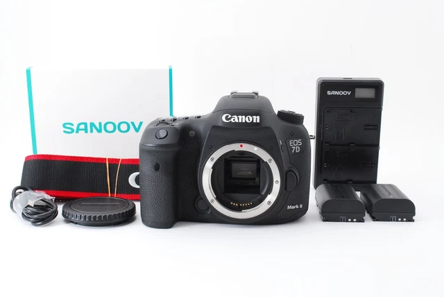 Canon EOS 7D Mark II 20.2MP DSLR Camera (Body Only) w/two batteries [Near Mint]