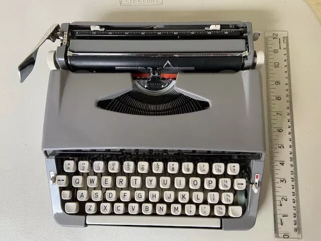 Brother Industries Portable JP-1 Typewriter