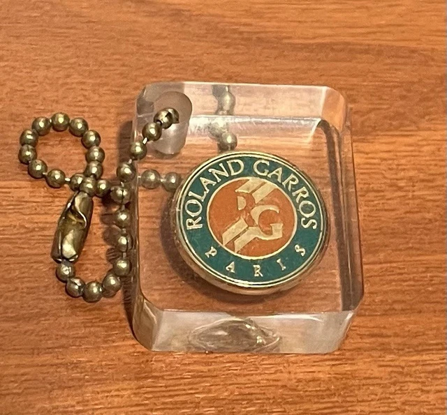 Pin's Roland Garros Total Arthus Bertrand