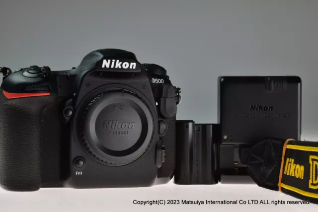 * Near MINT * NIKON D500 20.9MP Digital Camera Body
