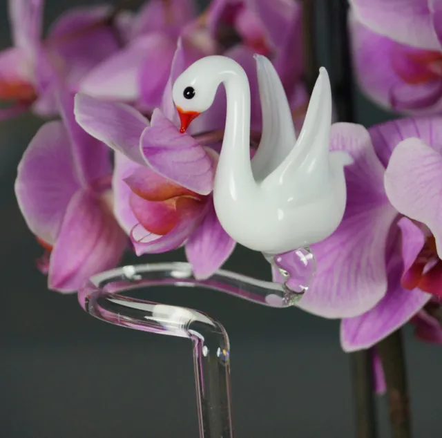 Orchideenstab Blumenhalter mit Schwan aus Glas Lauschaer Glas das Original