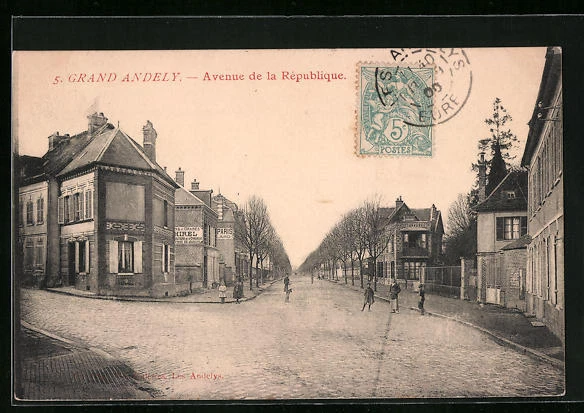 CPA Grand Andely, Avenue de la Republique