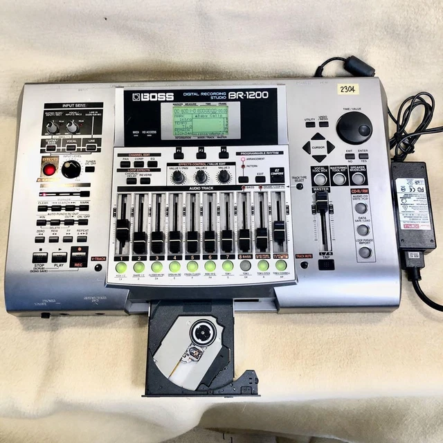 BOSS BR-1200CD DIGITAL Recording Studio Multi-Track Recorder