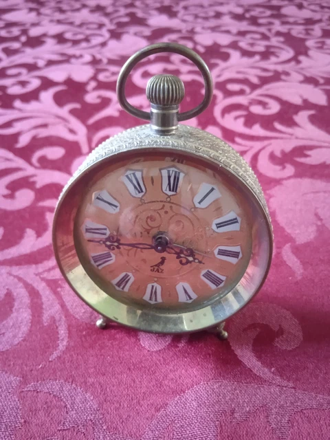 ancien réveil mécanique jaz " MOLTIC "
