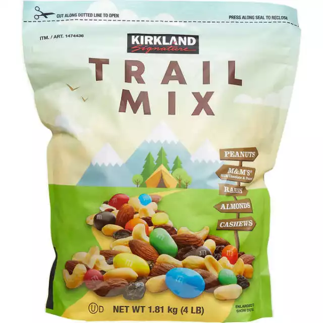 Kirkland Trail Mix Almonds Cashews Peanuts Raisins M&M's Chocolate USA, 4 pounds