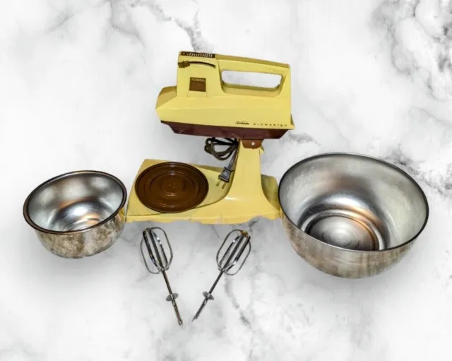 Vintage SUNBEAM MIXMASTER 12-Speed Kitchen Mixer Metal Bowls Model 423 COMPLETE