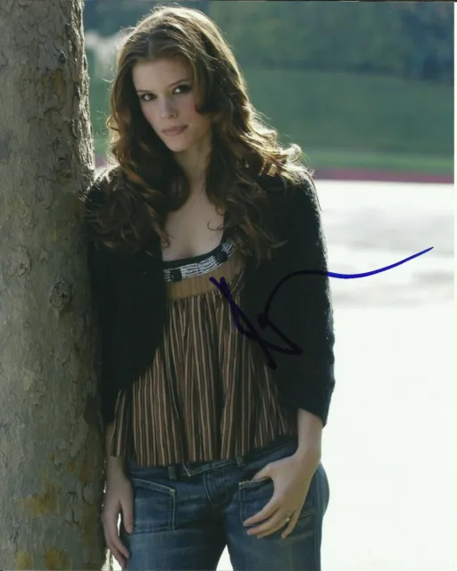 Kate Mara Signed Sexy Photo  Film Autographs (2)