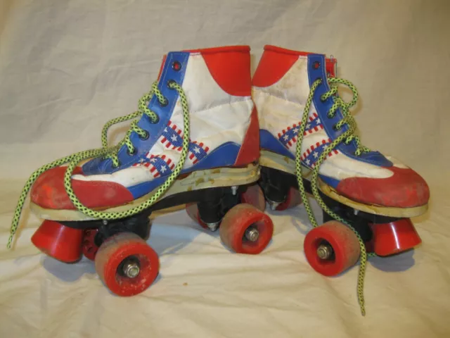 Ancienne PAIRE de PATINS CHAUSSURES À ROULETTES GORDON 8¾ DÉCO USA Roller Skates