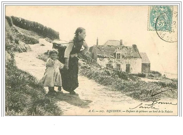 62.Equihen.enfants De Pecheurs Au Bord De La Falaise
