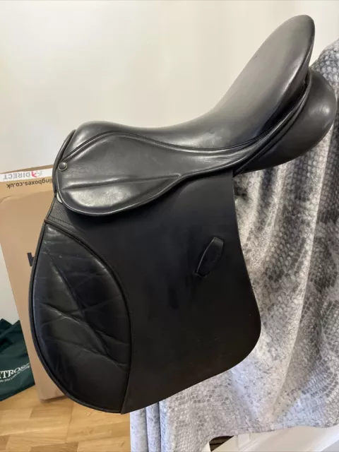 Black English Leather GP 18 Inch Saddle Wide Width