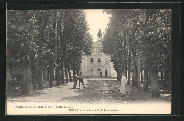 CPA Ennery, La Mairie, Ecole Communale