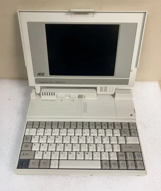 ~ Vintage AST Premium Exec 386SX/20 Laptop Computer (Bad Battery, No OS, No AC)