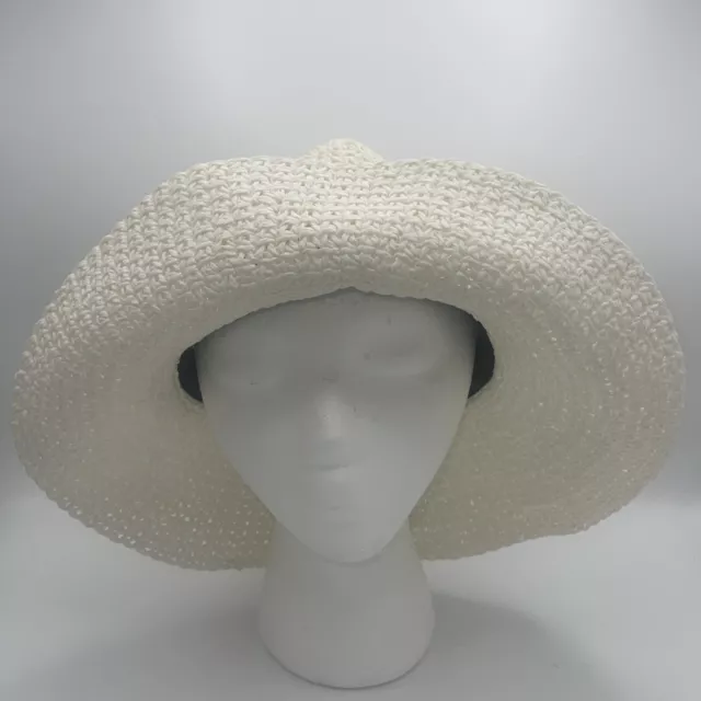 KATE SPADE NEW York Solid Crochet Crushable Cloche Hat In Fresh White ...