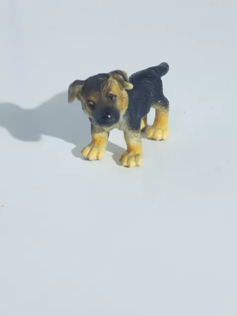 Schleich GERMAN SHEPHERD PUPPY Dog Figure 16343 Retired 2005