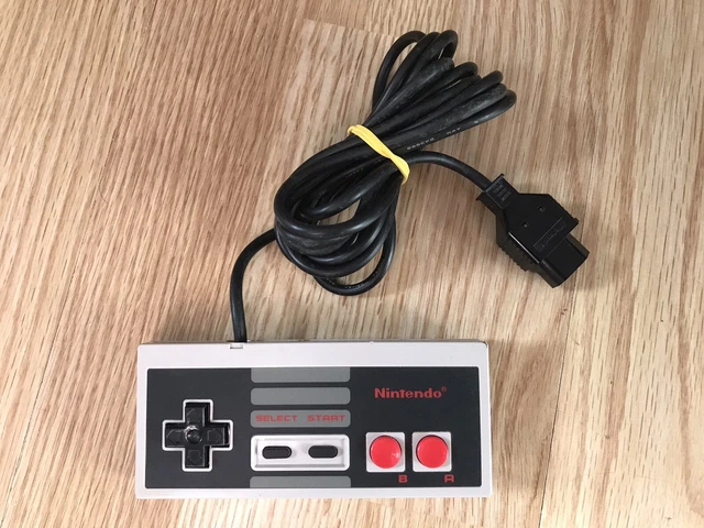 Manette Amstrad Vintage Officielle - Originale - Testée Et Fonctionnelle - Bon état