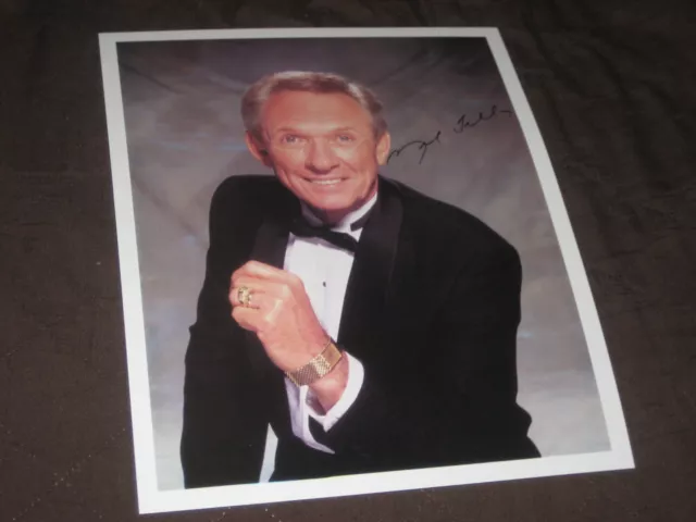 Mel Tillis    Signed  8 X 10  Photo Music.