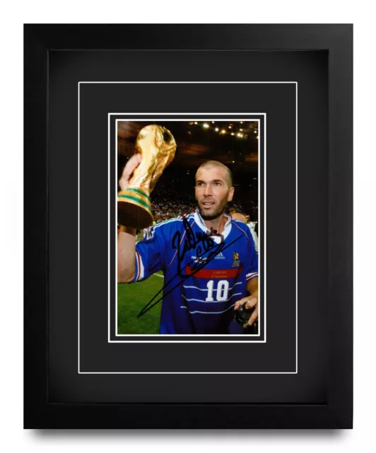 Zinedine Zidane Signed 6x4 Photo 10x8 Picture Frame Real Madrid France + COA