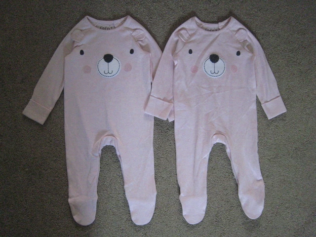 NEW F&F BABY KIDS GIRLS 2 x SLEEPSUIT SET - BEAR NIGHTWEAR BUNDLE - 3-6 MONTHS