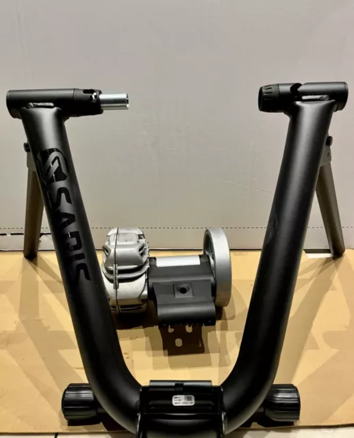 Saris Fluid² Bike Turbo Trainer - Wheel On - Black (9904T)