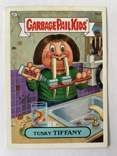 Carte Garbage Pail Kids TOPPS Les Crados GPK  2007 TUSKY TIFFANY 36a