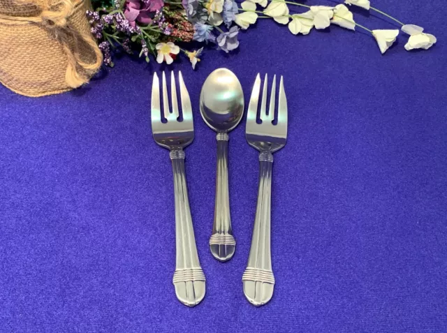 Wallace REGENCY FROSTED~(2)7-1/8"Salad Forks,(1)6-3/8" Teaspoon~Beautiful Cond.