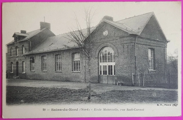 Cpa Sains du Nord School Kindergartle Rue Carnot CP 59 Near Avesnes sur Help