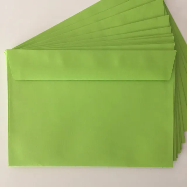 10 grüne Briefumschläge, DIN C6, Naßklebung, 114x162mm, ohne Fenster